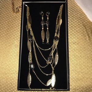Necklace & earrings. BRAND NEW